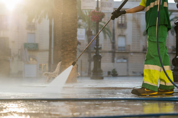 Best Gas Station Cleaning  in Kendallville, IN